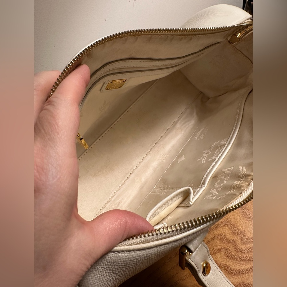 MCM White Leather Women's Barrel Bag - Picture 7 of 8